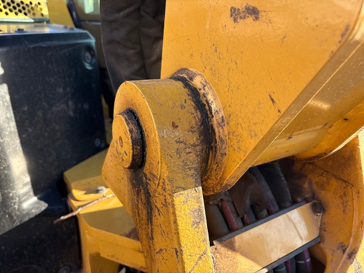 2020-caterpillar-306cr-image-25