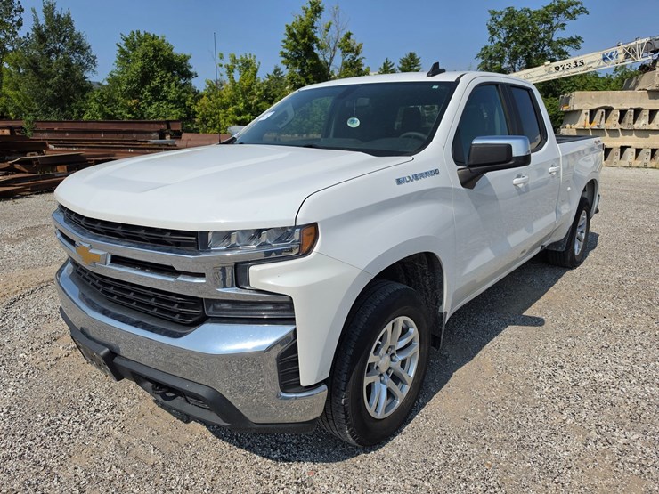 #25370-•-2019-chevrolet-silverado-pickup-truck-image-1