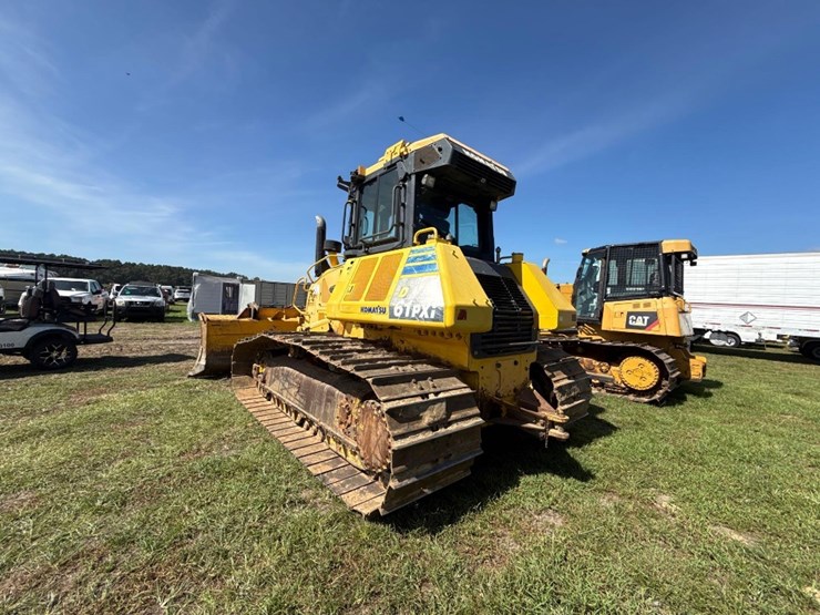 komatsu-d61pxi-image-3