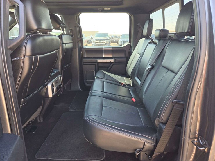 2020-ford-f150-xl-image-10