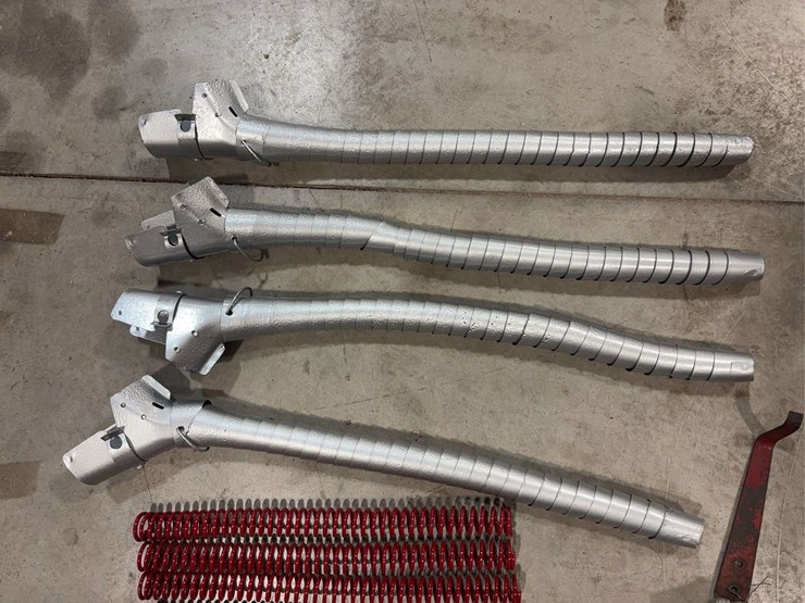 international-harvester-wheel-wedge-pusher,-grain-drill,-rake,-and-three-point-parts-image-5