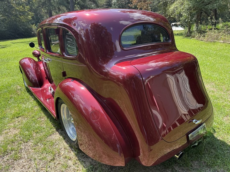 1937-custom-built-image-21