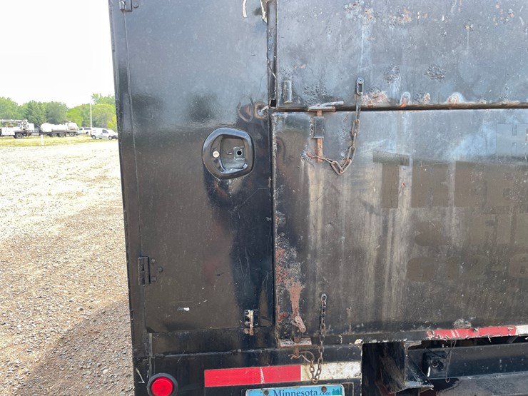 #1460-•-2008-chevrolet-c4500-chipper-truck-(has-mn-title)-image-20