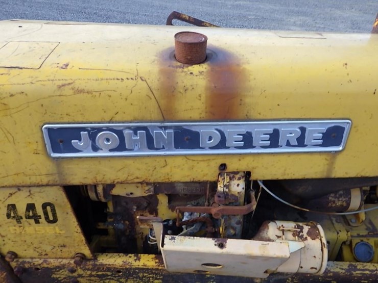 john-deere-440-image-12