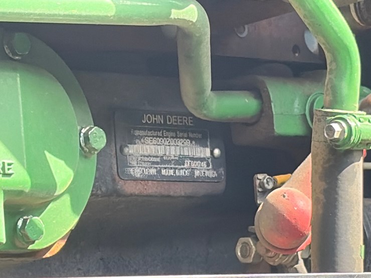 2015-deere-853m-image-36