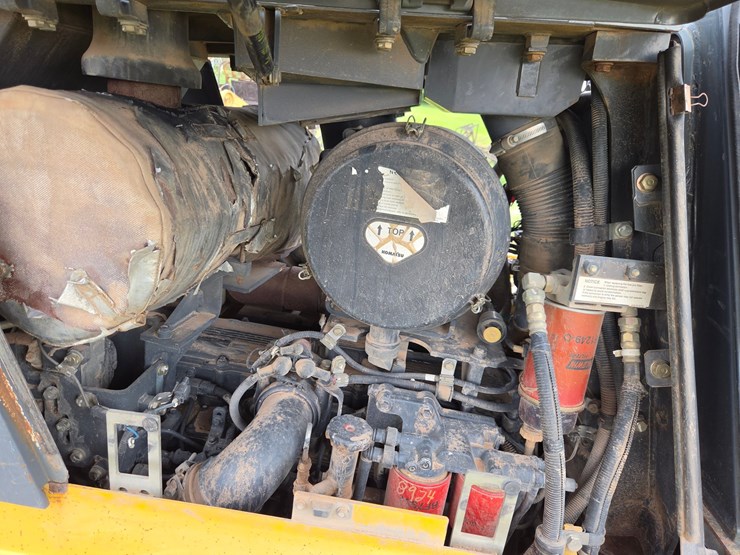 2006-komatsu-d65ex-image-24