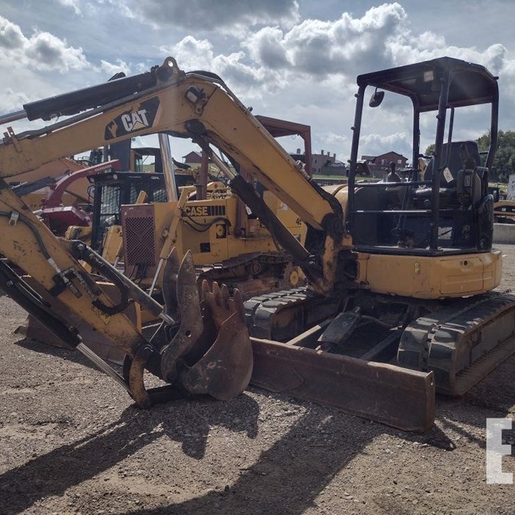 CATERPILLAR 305E2