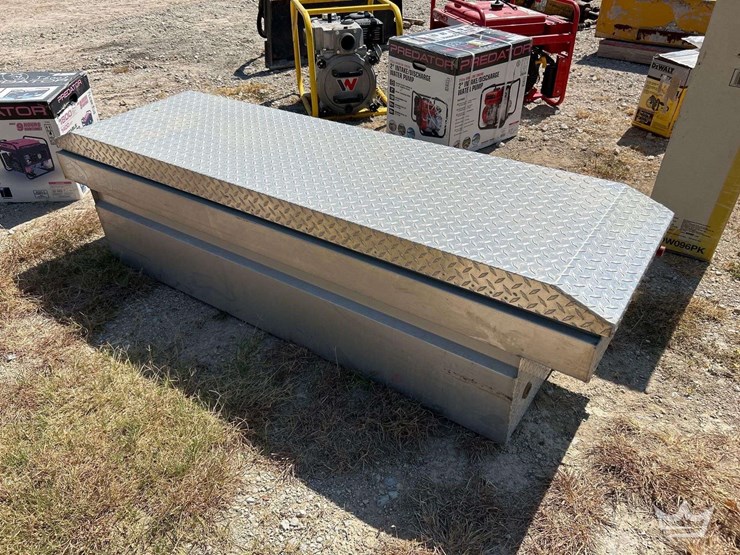 weather-guard-127-0-03-72in.-aluminum-diamond-plate-truck-toolbox-image-2