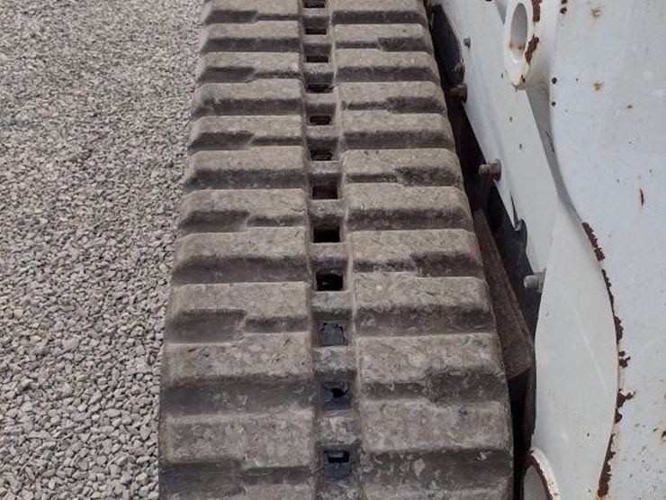 2020-bobcat-t770-image-30