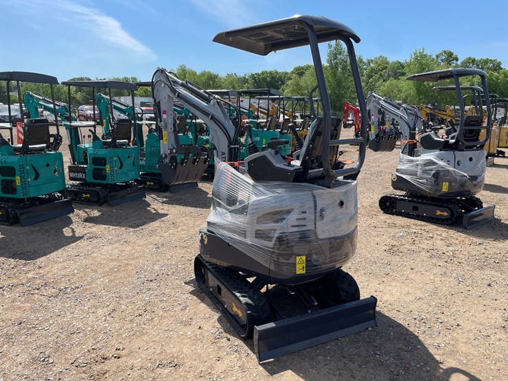 #5517-•-unused-2026-ats-mini-excavator-image-3