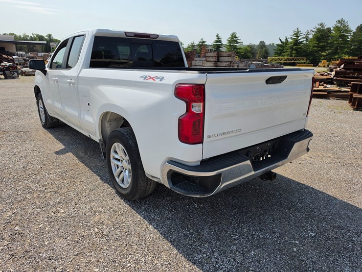 #25370-•-2019-chevrolet-silverado-pickup-truck-image-5