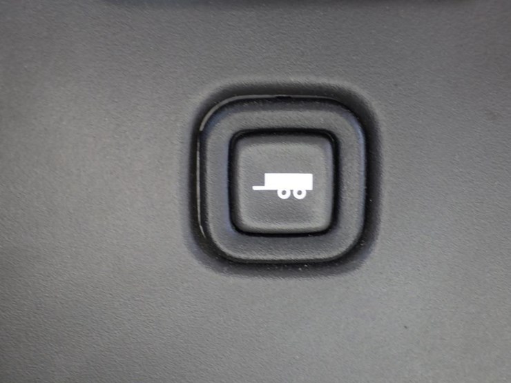 2023-gmc-3500-image-29