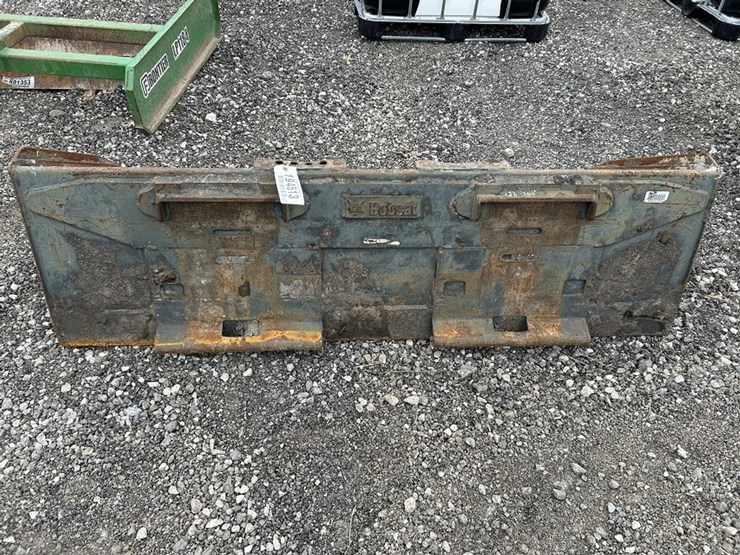 72"-smooth-skid-steer-bucket-image-3