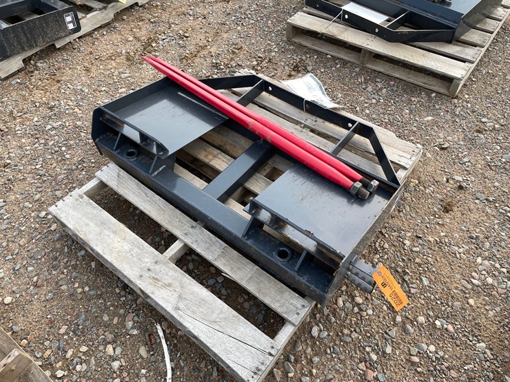 #2025-•-2026-unused-land-honor-skid-steer-bale-spear-attachment-image-2