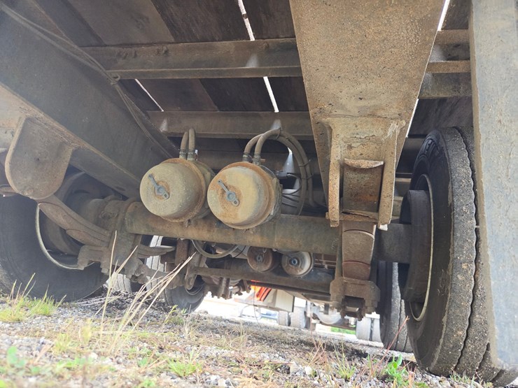 #3269-•-30'-tandem-axle-flatbed-trailer-image-32