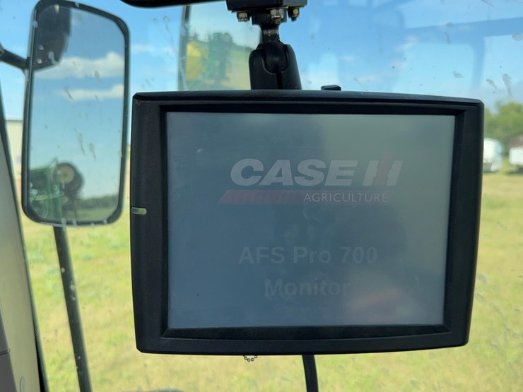 2011-case-ih-steiger-500-hd-image-7