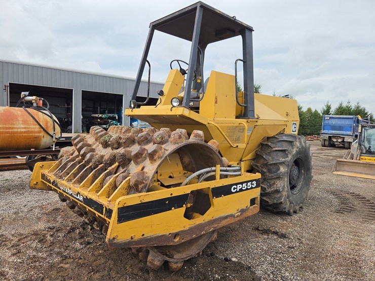 caterpillar-cp-553-image-1