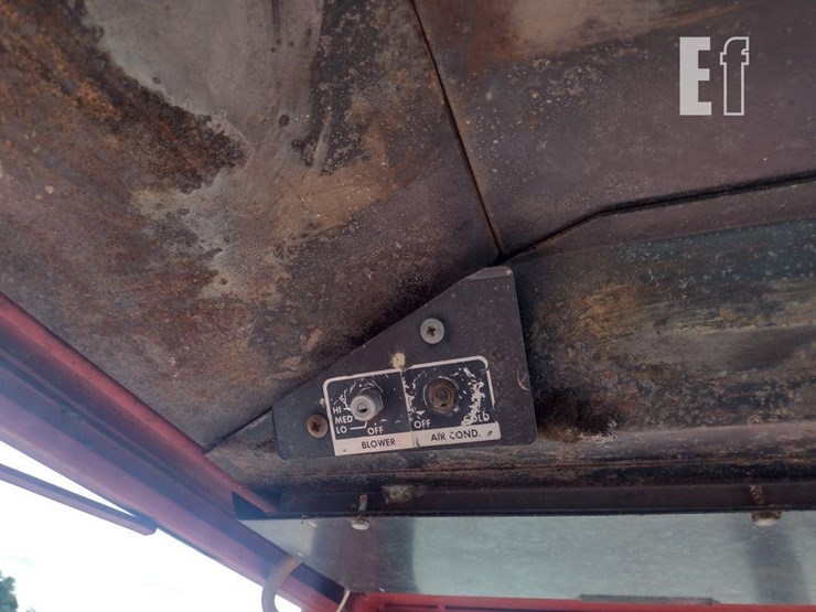 massey-ferguson-1085-image-13