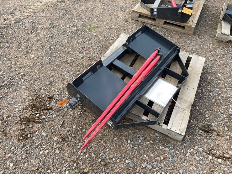 #2024-•-2026-unused-land-honor-skid-steer-bale-spear-attachment-image-4