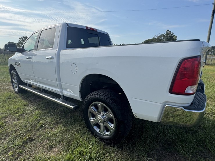 2018-dodge-2500-image-7