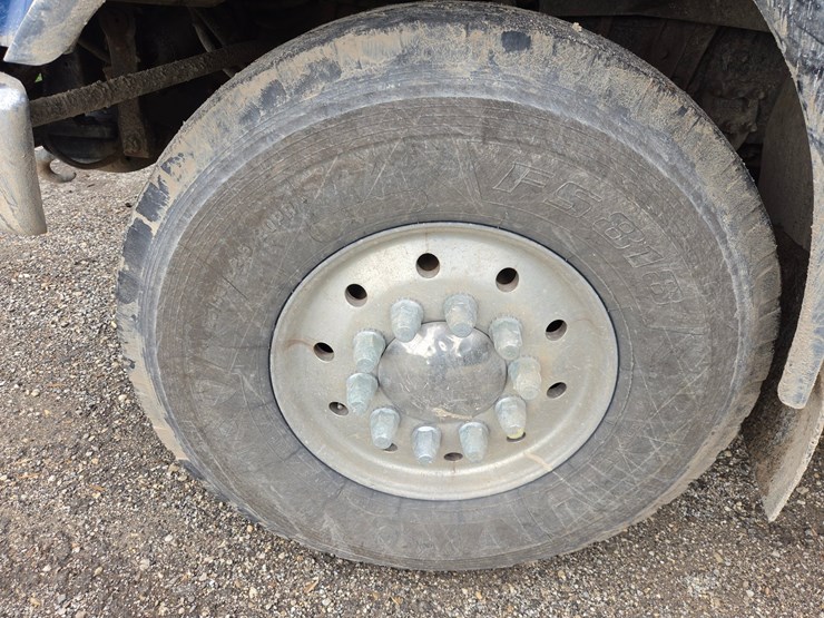 #3224-•-2006-sterling-st-9500-quad-axle-dump-truck-image-68