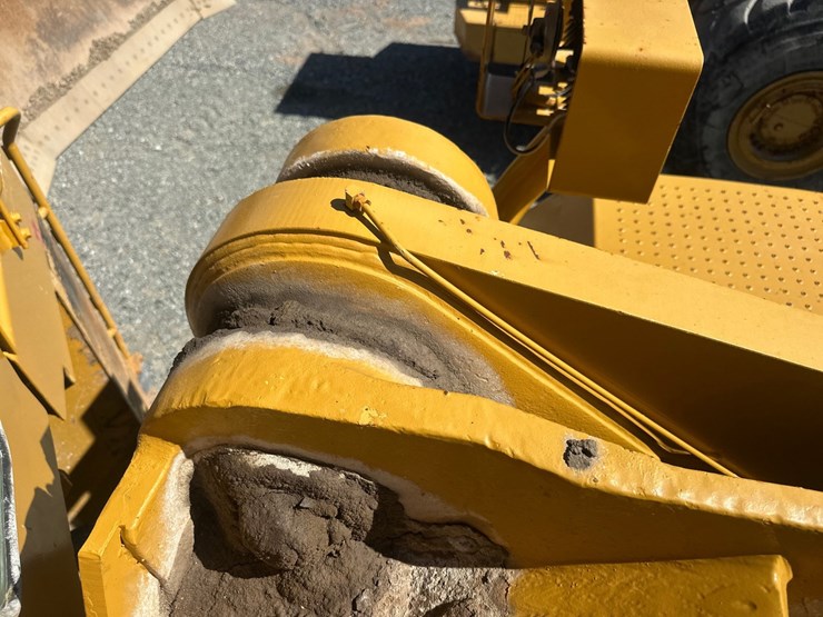 caterpillar-988f-image-30