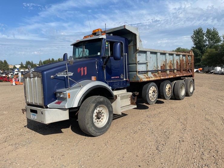 #1488-•-1994-kenworth-dump-truck-(has-mn-title)-image-1