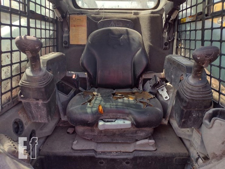 2020-bobcat-t770-image-9