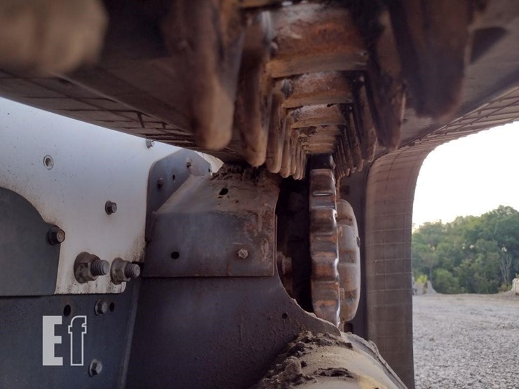 2020-bobcat-t770-image-17