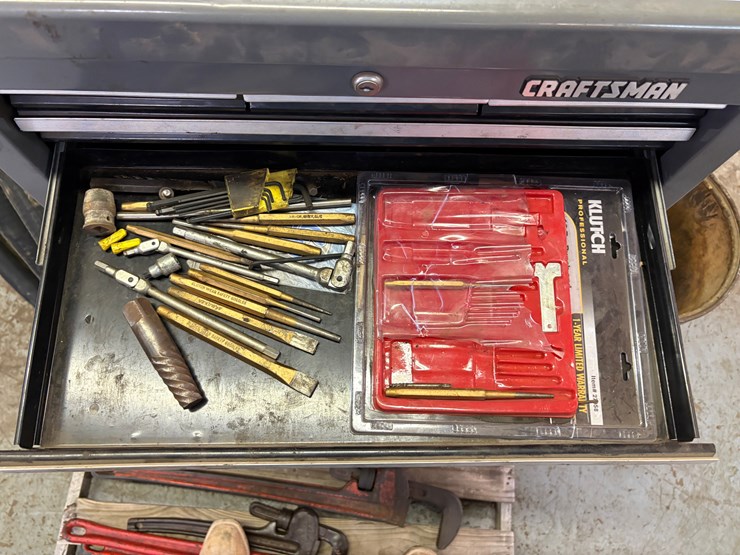 craftsman-2-tier-rolling-toolbox,-12-drawer-image-4