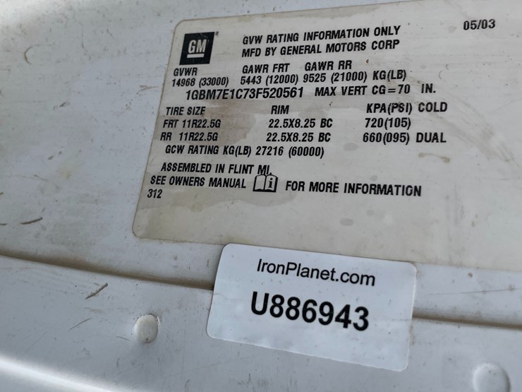 #1466-•-2003-chevrolet-c7500-fuel-and-lube-truck-(has-wy-title)-image-59