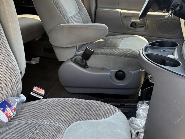 1998-ford-e250-image-6