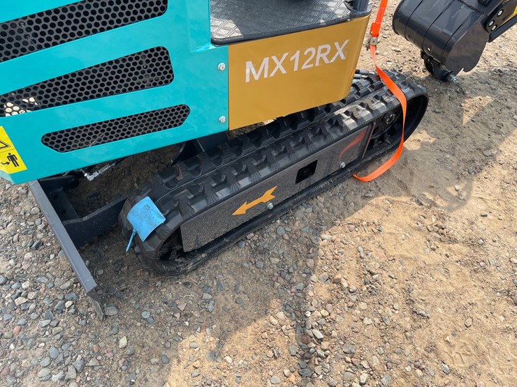 #5540-•-2026-mx12rx-mini-excavator-image-9