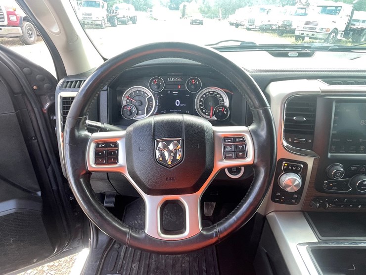 2014-dodge-ram-1500-image-27