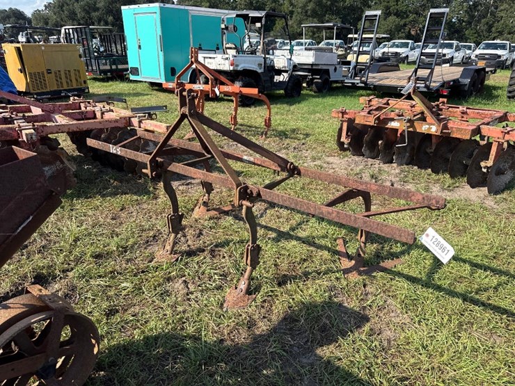 165---2-row-cultivator-image-2