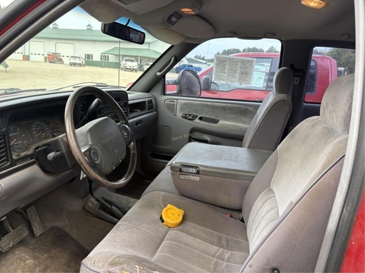 1995-dodge-ram-3500-image-5