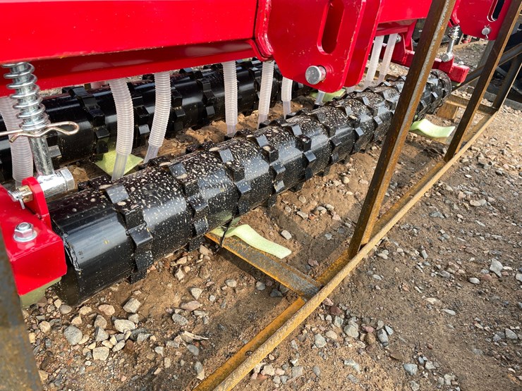 #2054-•-2026-agt-skid-steer-seeder-image-6