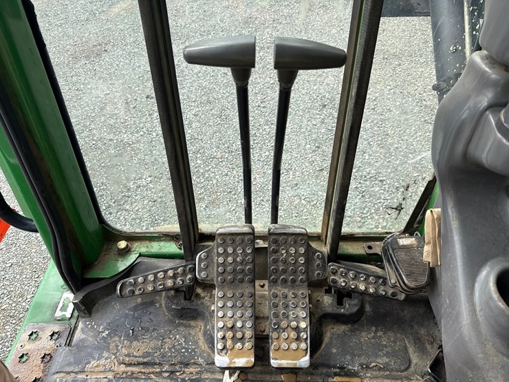 deere-2154d-image-75
