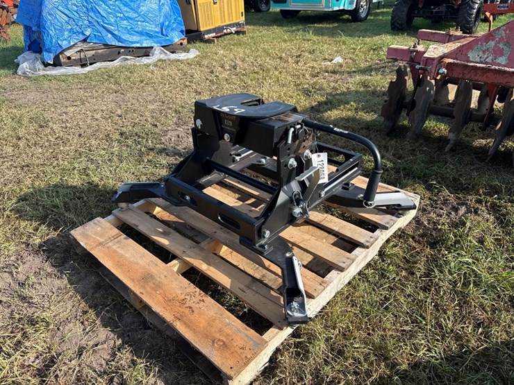 159---5th-wheel-slider-hitch-image-1