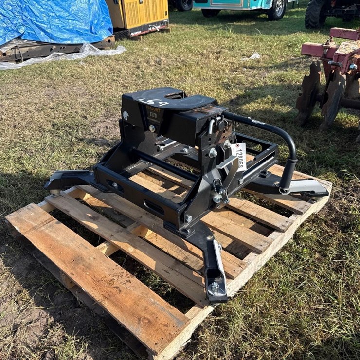 159 - 5TH WHEEL SLIDER HITCH
