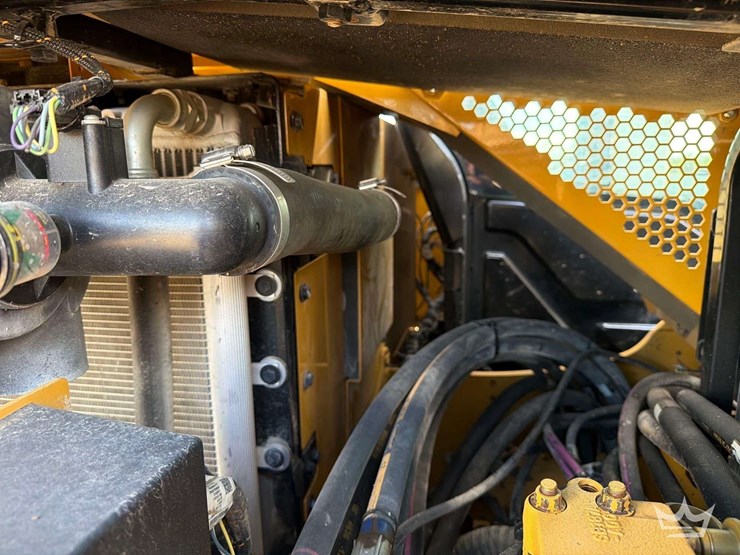 caterpillar-308e-image-19