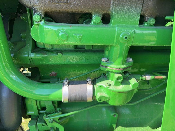 john-deere-2520-image-24