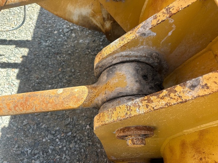 caterpillar-988f-image-20