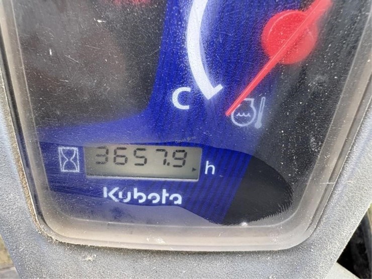 kubota-svl75-2-image-6