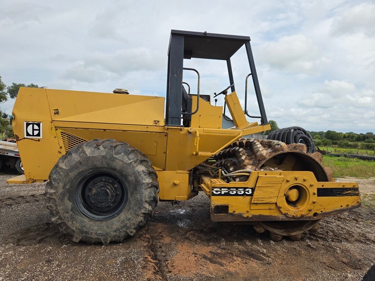 caterpillar-cp-553-image-6