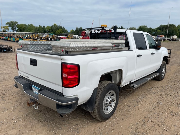 2019-chevrolet-2500-image-5