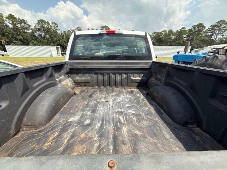 2020-ford-f150-image-6