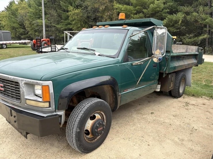 1995-gmc-sierra-3500-image-1