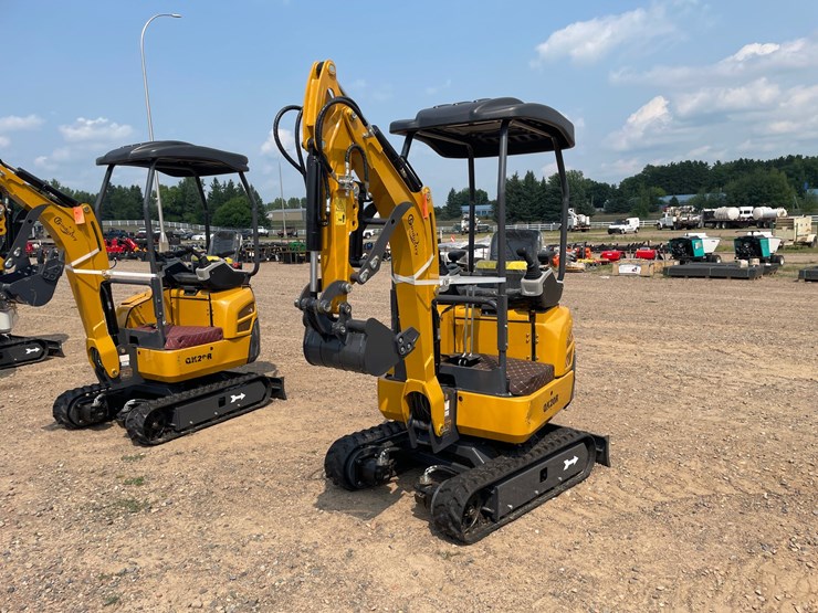 #5548-•-2026-qk20r-mini-excavator-image-1