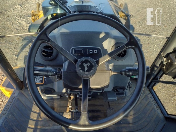 2021-deere-310sl-image-10